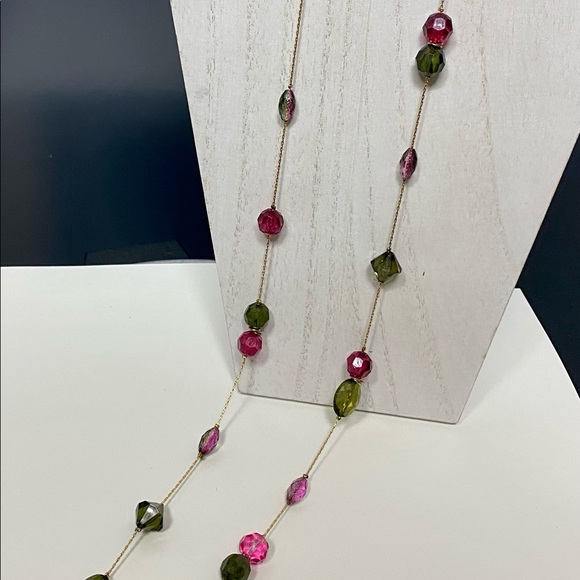 Erica Lyons Pink charming Glass beaded Necklace NWT - Picture 10 of 12